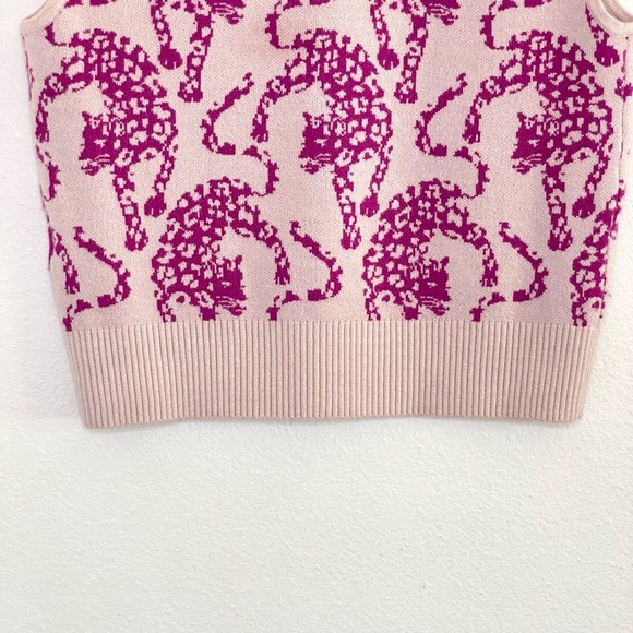 Anthropologie Maeve Jacquard Sweater Vest V Neck Pink Jaguar Cat Print XS - Picture 11 of 15